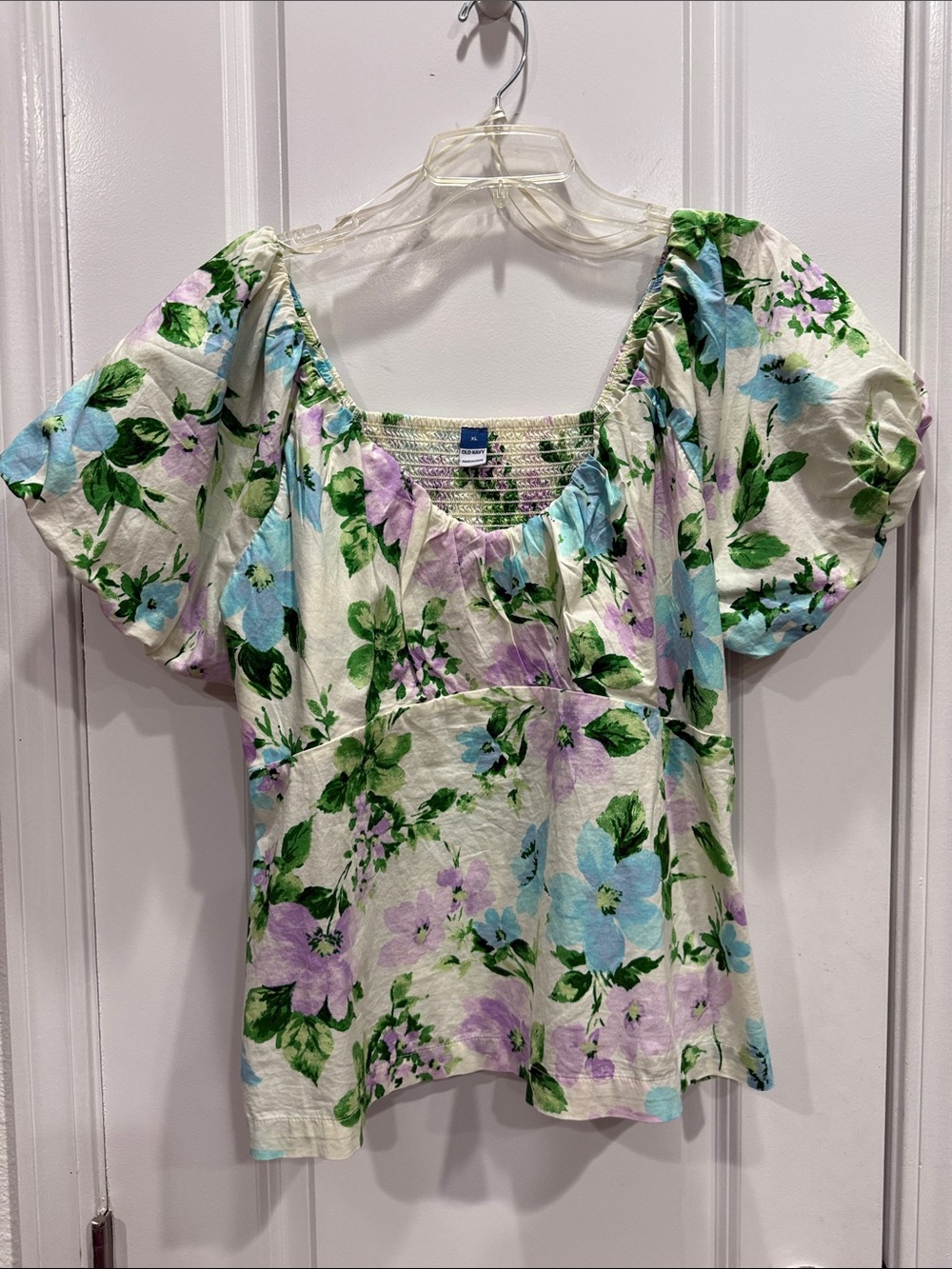 Old Navy Cream Floral Puff Sleeve Blouse with Blue & Lilac Flowers